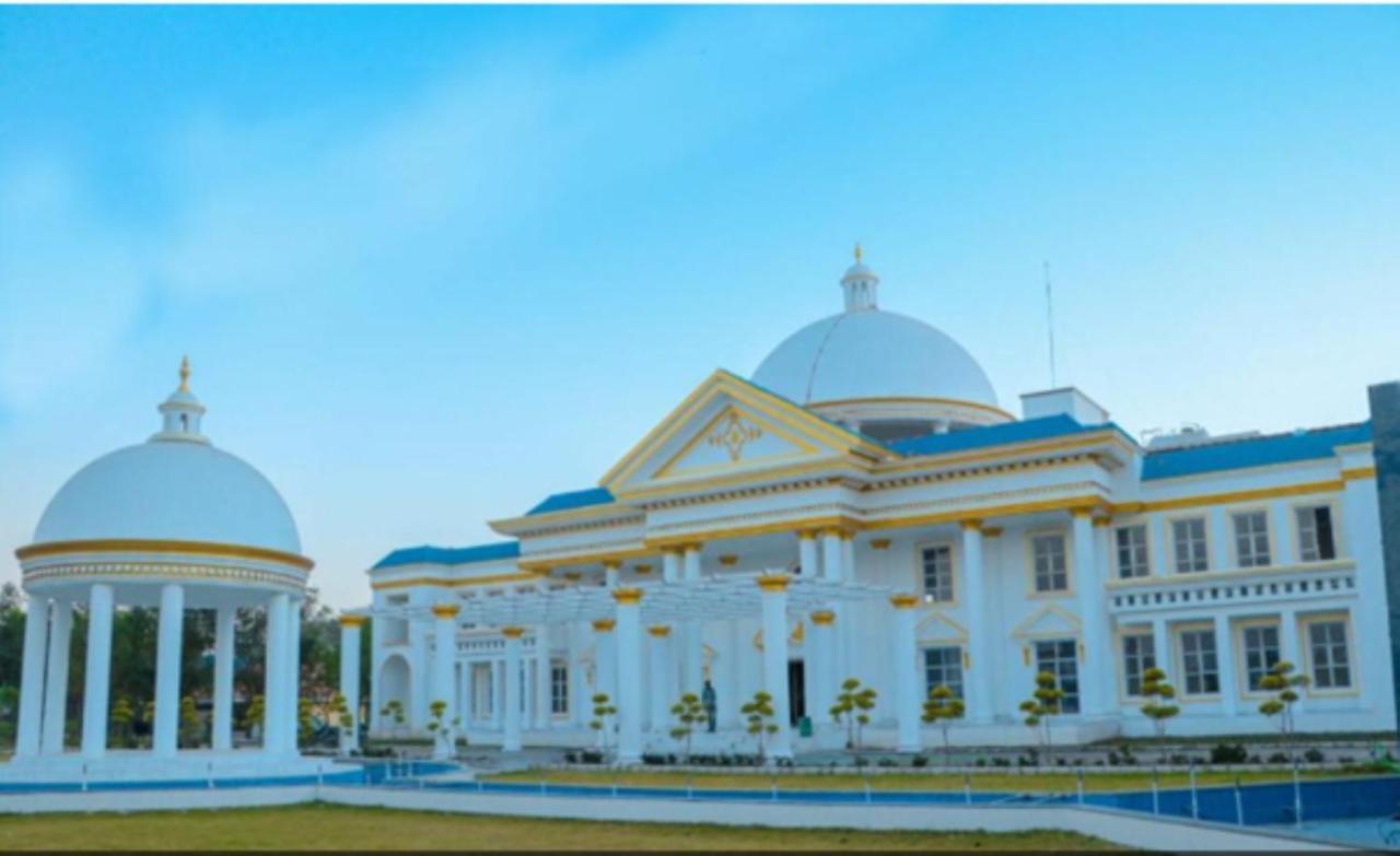The Royal Palace Dewas Exterior foto